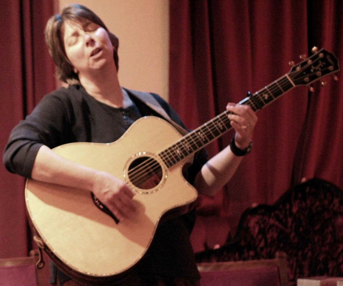 Llantrisant Folk Club | PastGuests A - C